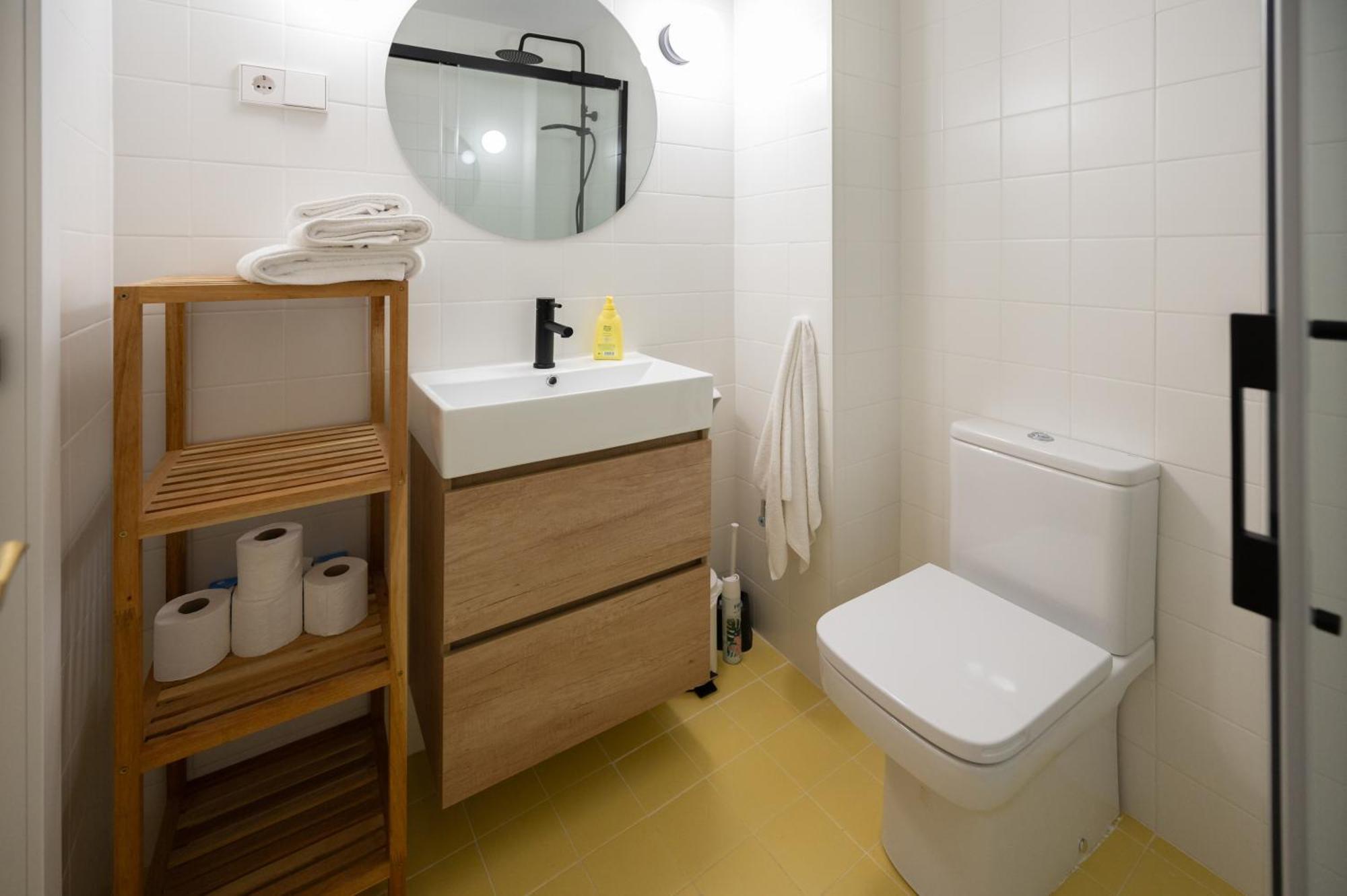 Tradicional Apartamento Central De 2 Camas Dobles بينالماذينا المظهر الخارجي الصورة