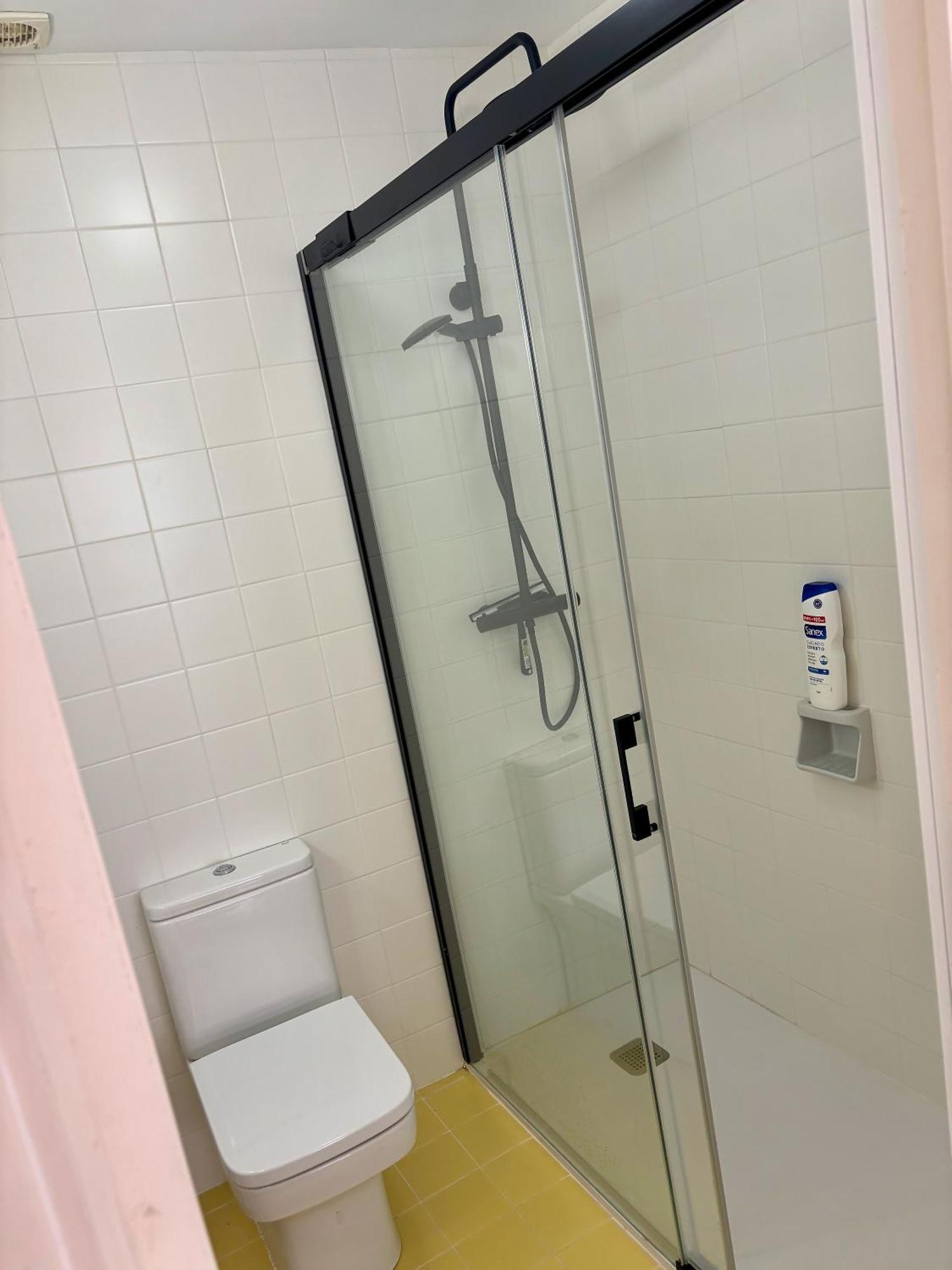 Tradicional Apartamento Central De 2 Camas Dobles بينالماذينا المظهر الخارجي الصورة