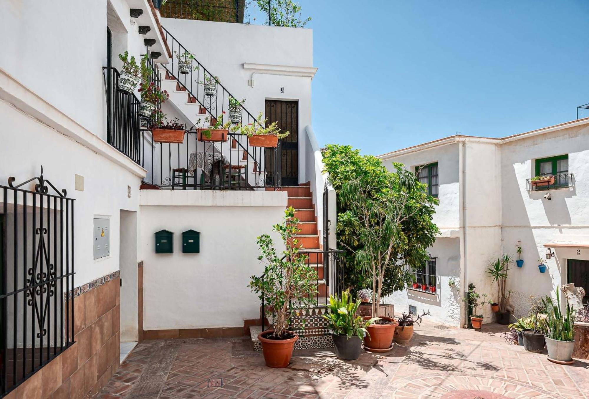 Tradicional Apartamento Central De 2 Camas Dobles بينالماذينا المظهر الخارجي الصورة